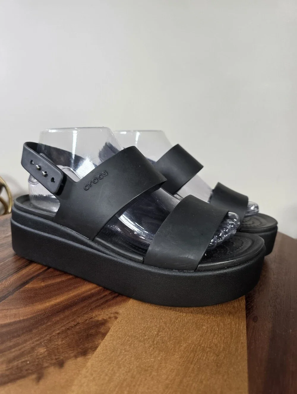 Crocs Brooklyn Low Wedge Platform Sandals Black Women's Size 9